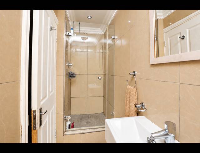 1 BEDROOM APARTMENT FOR SALE IN POINT WATERFRONT